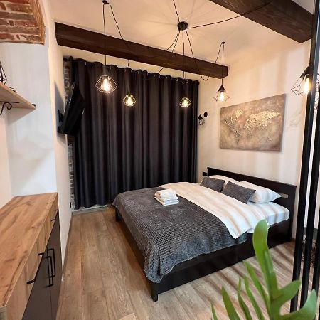 Cozy Loft На Староєврейській 24 Leópolis Exterior foto